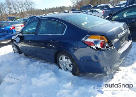 2010 Nissan Altima 2.5 S z USA, uszkodzony, nr VIN 1N4AL2AP9AN560645